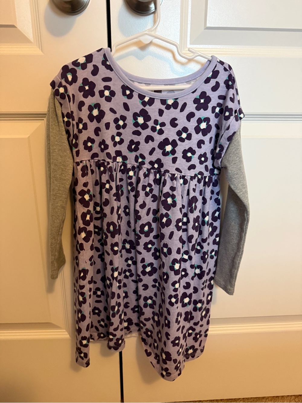 Tea Collection Lavender Floral Print Long-Sleeve Dress with Gray Sleeves